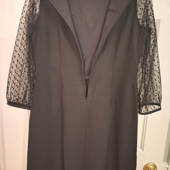 Black dress with long tuille sleeves Talbots - Picture 4 of 6